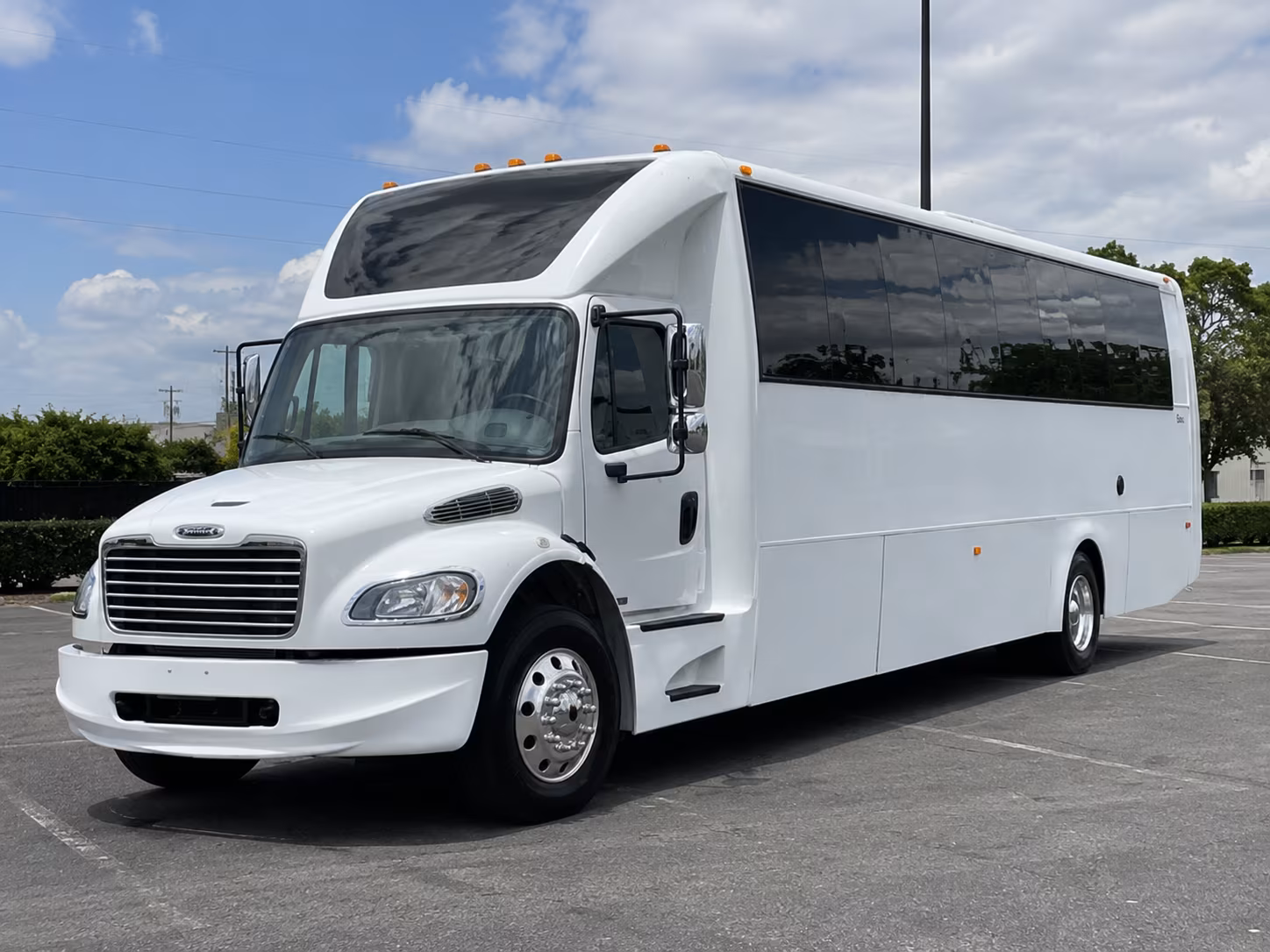 Phoenix Birthday, Sweet 16, & Quinceañera Transportation party bus exterior
